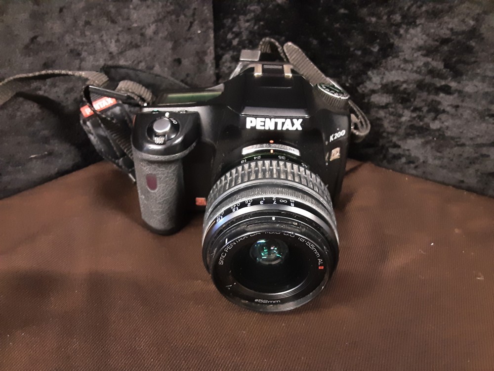 APPAREIL PHOTO NUMERIQUE PENTAX K200