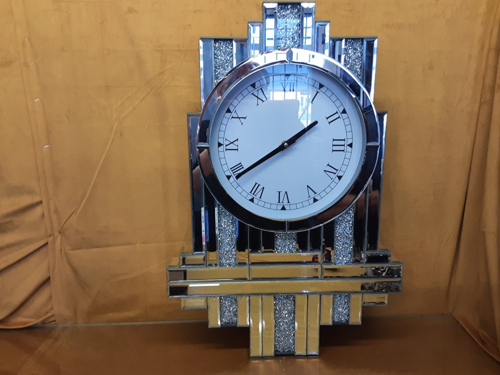 Pendule .Miroir Et Strass Murale A Pile