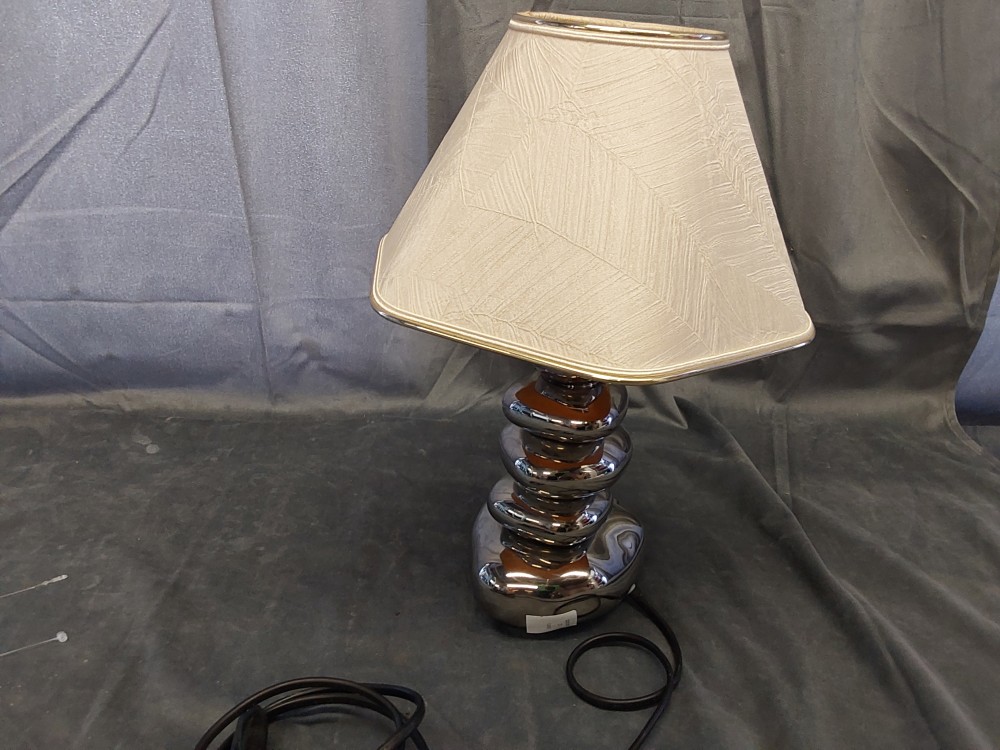 LAMPE DE CHEVET GALET CHROMÉ EN FAILLANCE HAUT 35CM
