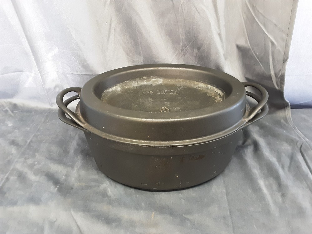 COCOTTE EN FONTE MARQUE DOUFEU GM