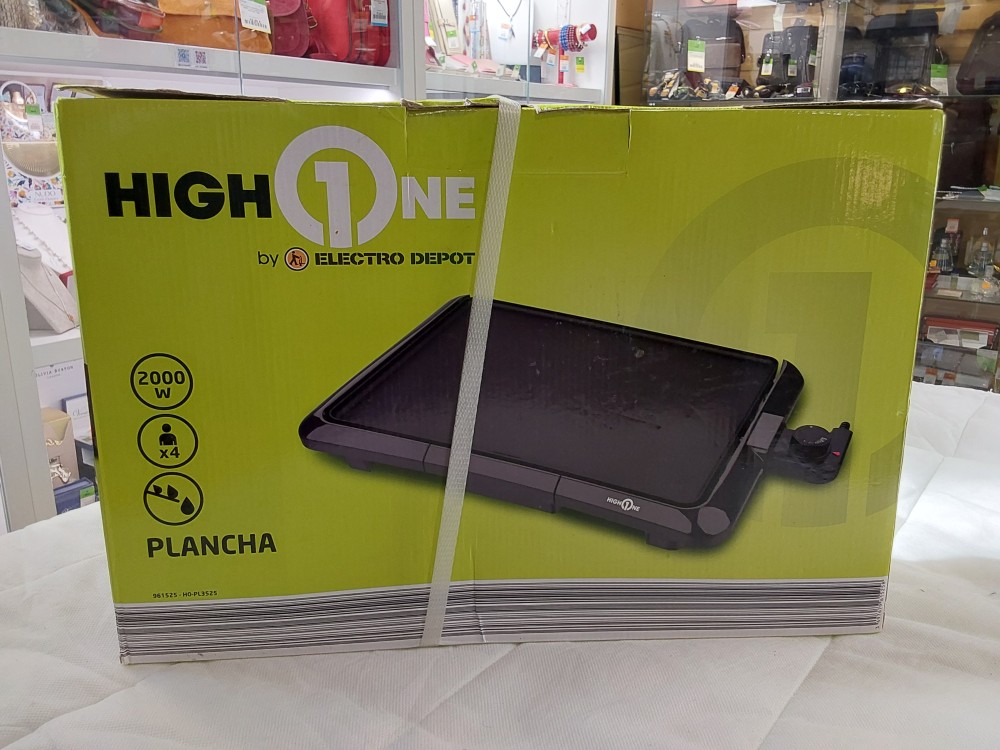 PLANCHA HIGH ONE JAMAIS SERVI DANS SON CARTON