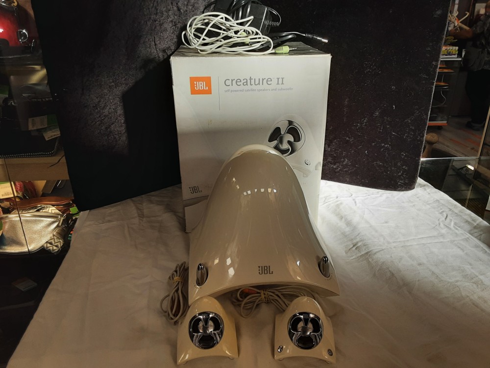 Enceinte Et Mini Haut Parleurs Jbl Creature Ii
