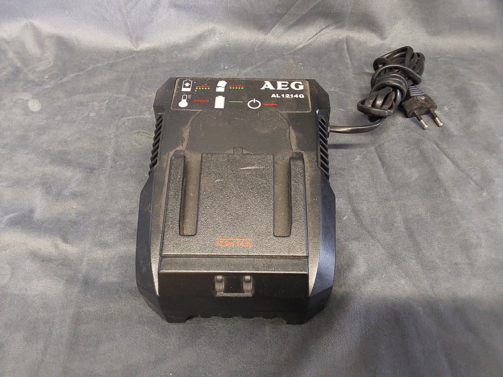 Chargeur De Batterie Pour Outils Electroportatifs Aeg Al1214G