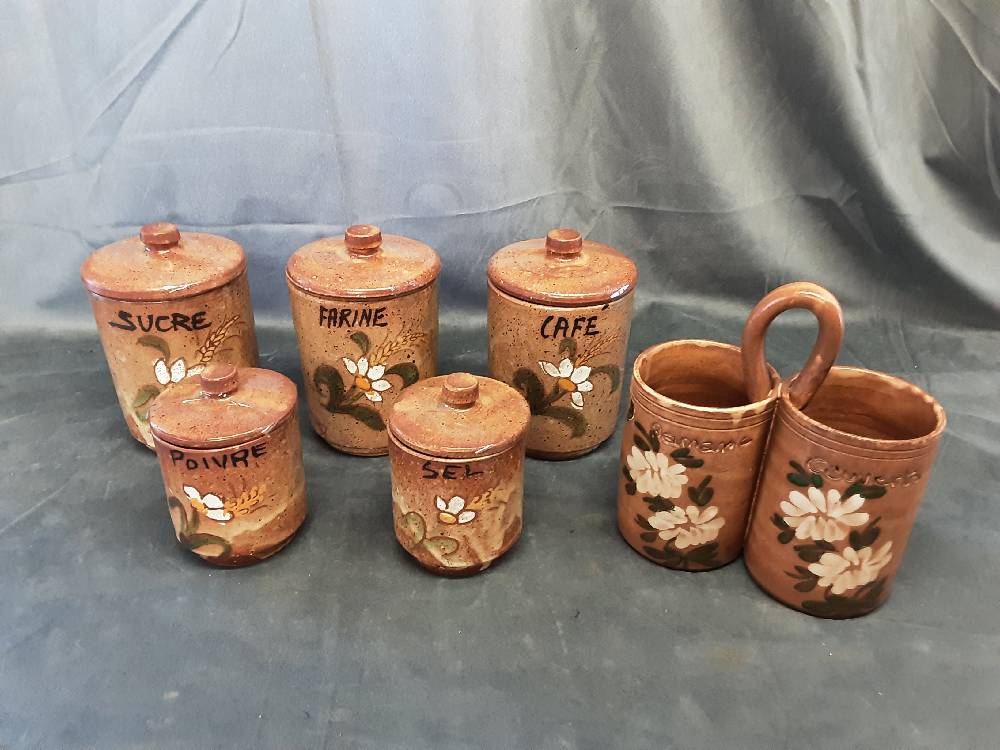 Lot De 5 Pots A Epices + 1 Porte Couverts En Gres Brun