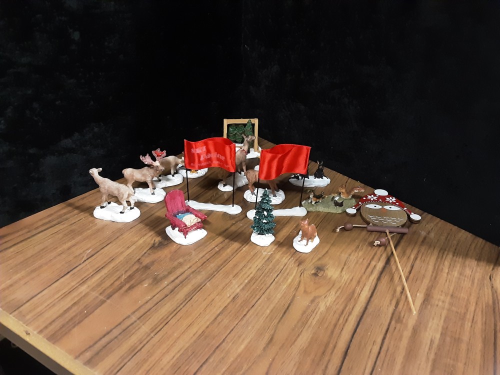 LOT DE FIGURINES DE NOEL