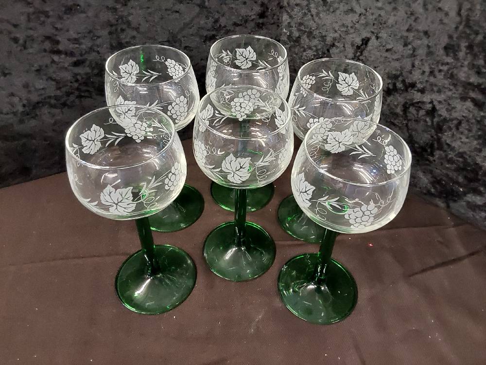 Lot De 6 Verres A Vin Blanc