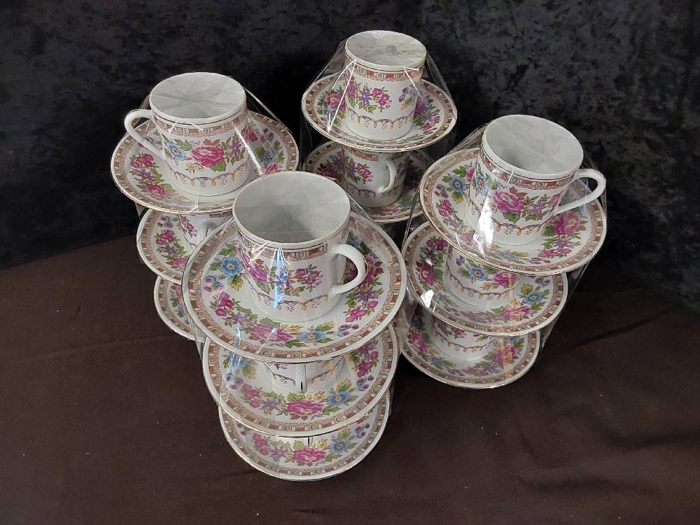 Lot De 12 Tasses A Café Motif Fleurs