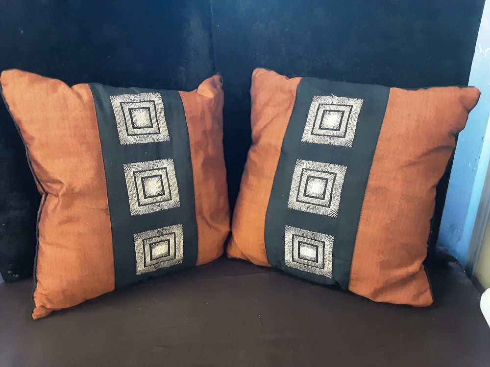 Coussin Brun Et Noir 35X35Cm