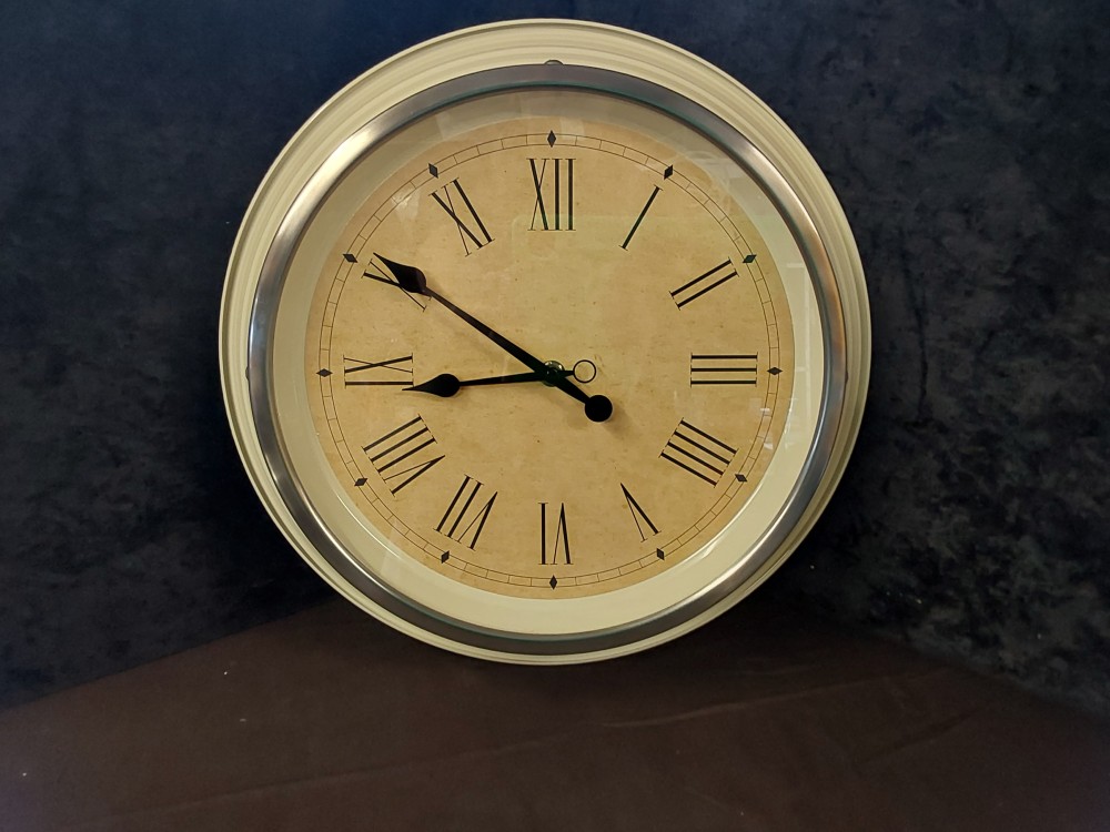 Pendule Murale Ronde En Métal Diam.35Cm