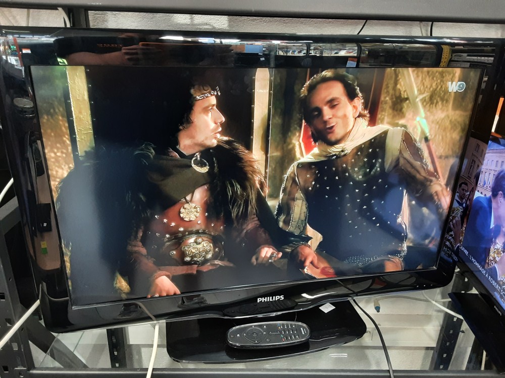 Televiseur Philips Avec Tnt + Tc 80Cm