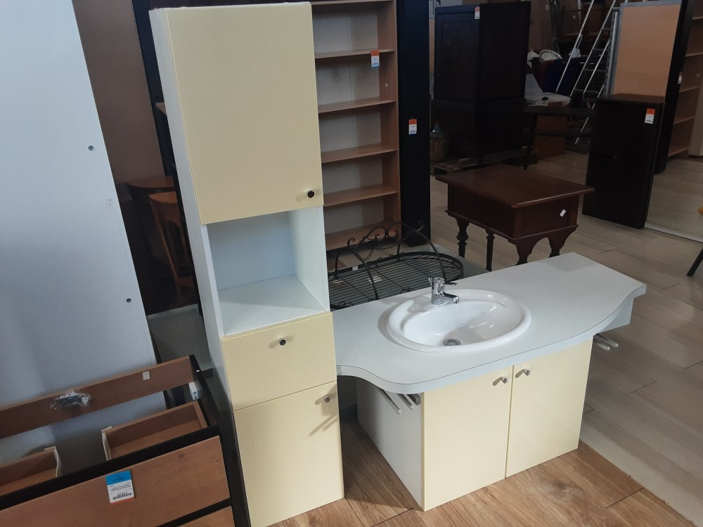 Colonne Et Meuble Avec Vasque De Sdb Avec Robinetterie