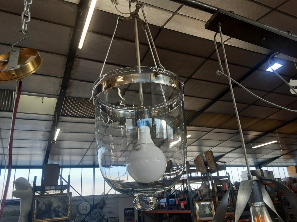 LUSTRE CLOCHE EN VERRE DIAM.23CM