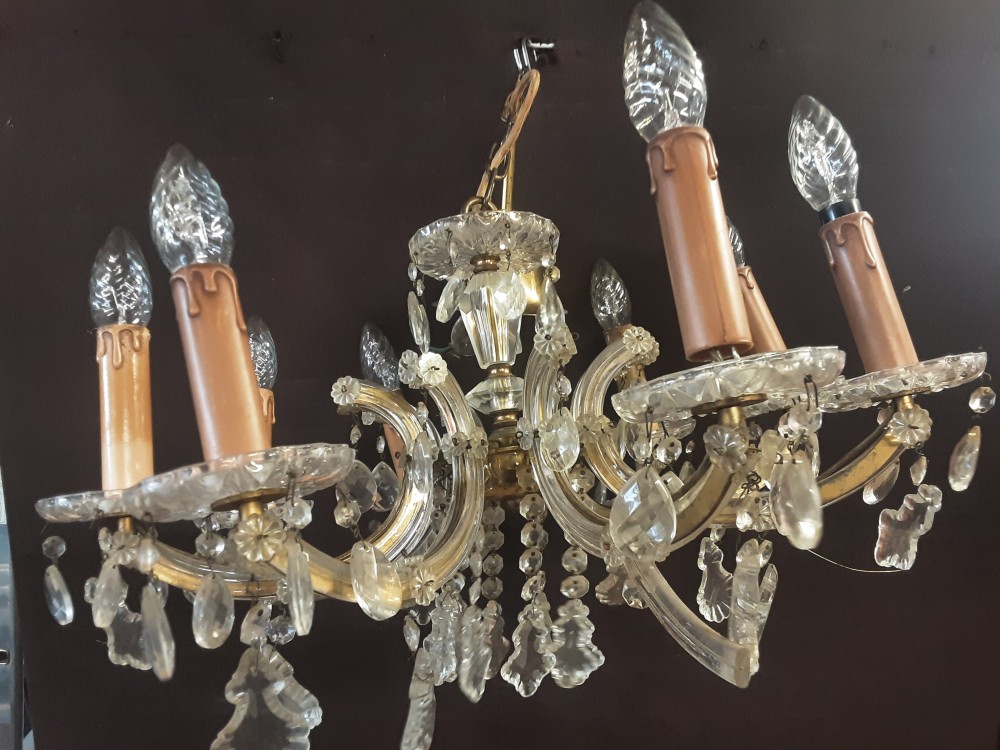 LUSTRE A PAMPILLES 8 FEUX