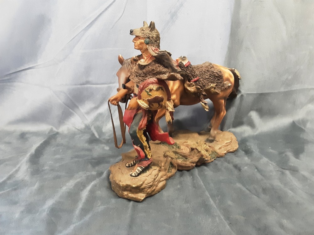 Statuette Indienne Avec Cheval Mm En Résine