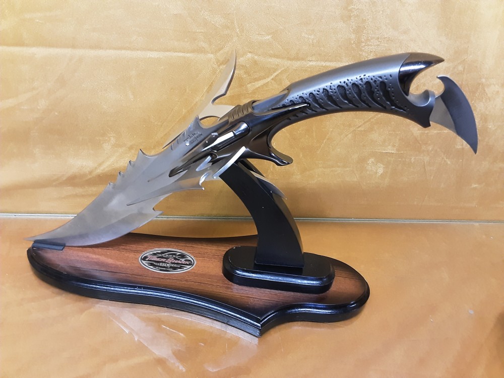 Couteau Decoratif Gil Hibben Tiger Shark Avec Sa Boite