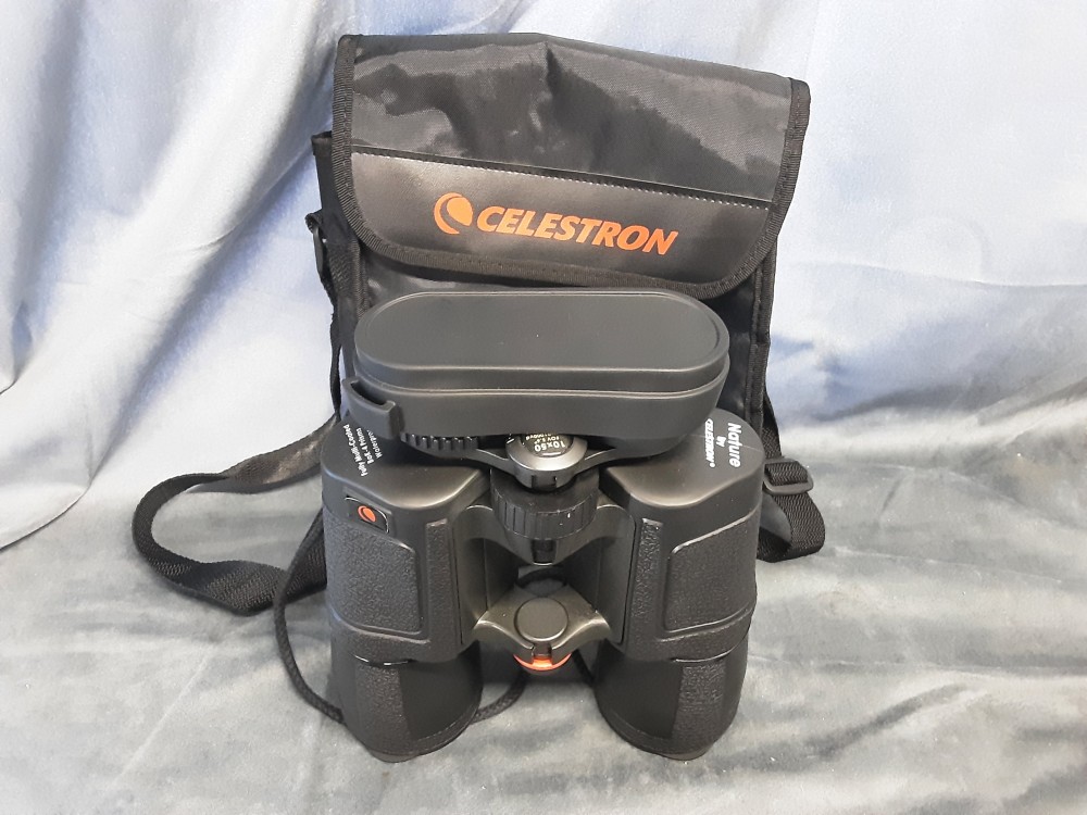 PAIRE DE JUMELLES CELESTRON 10X50 AVEC SACOCHE