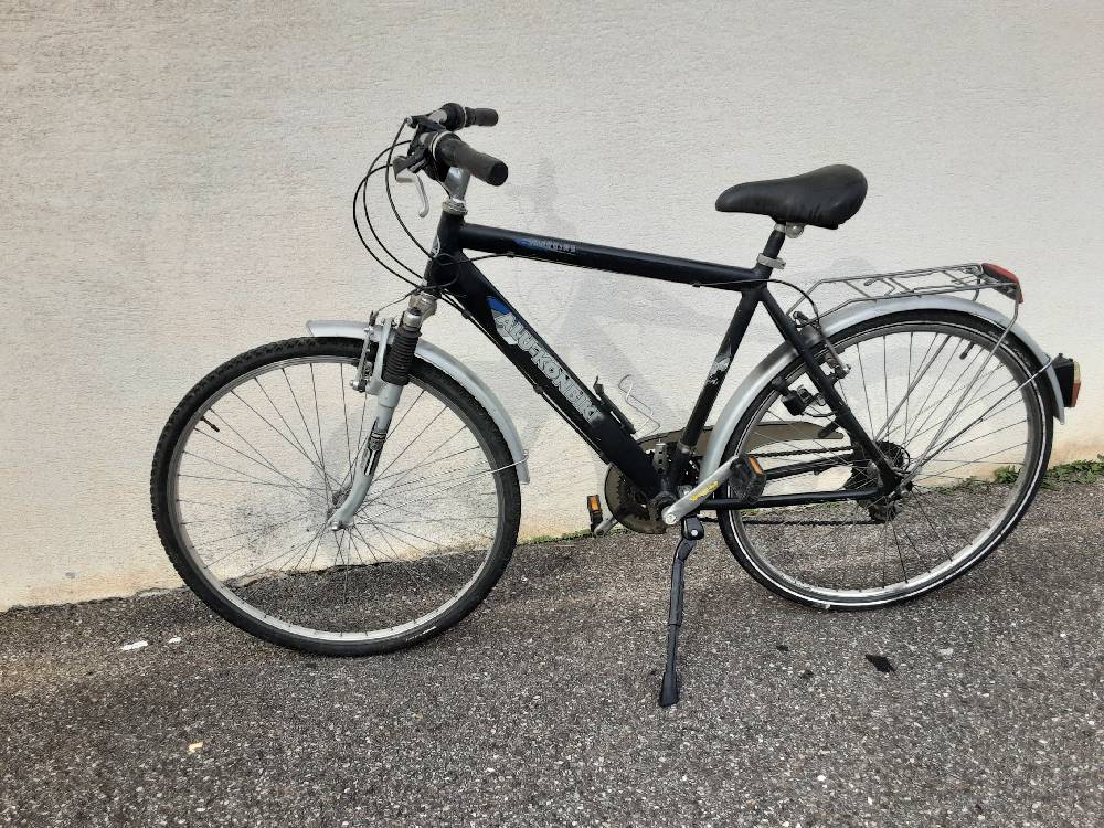 VTC ALU KONBIKE NOIR 28 POUCES