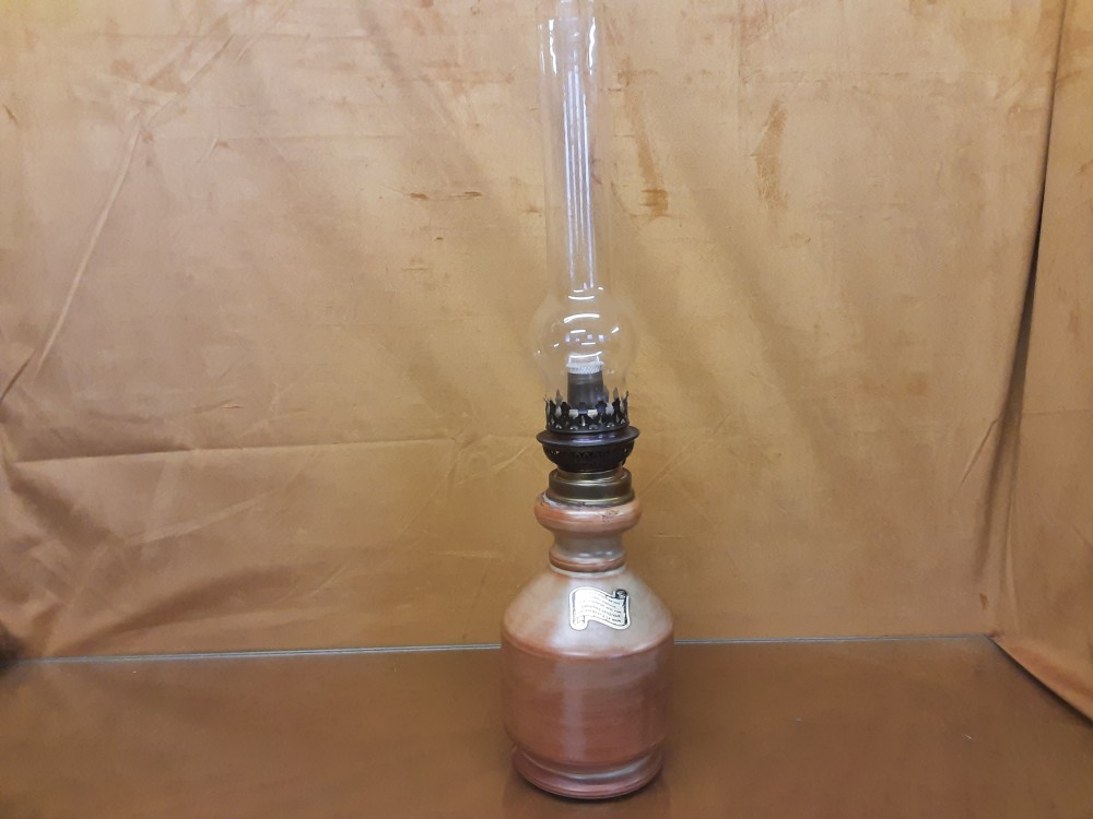 LAMPE A PETROLE EN GRES