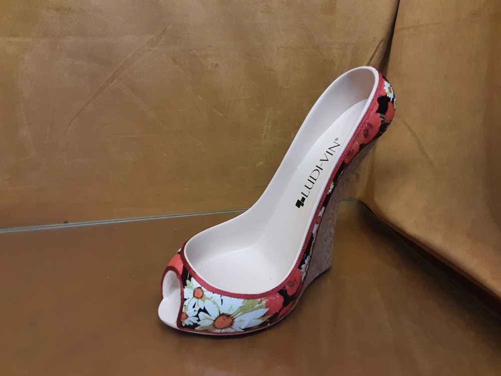 PORTE BOUTEILLE FORME CHAUSSURE A TALON LUDI-VIN