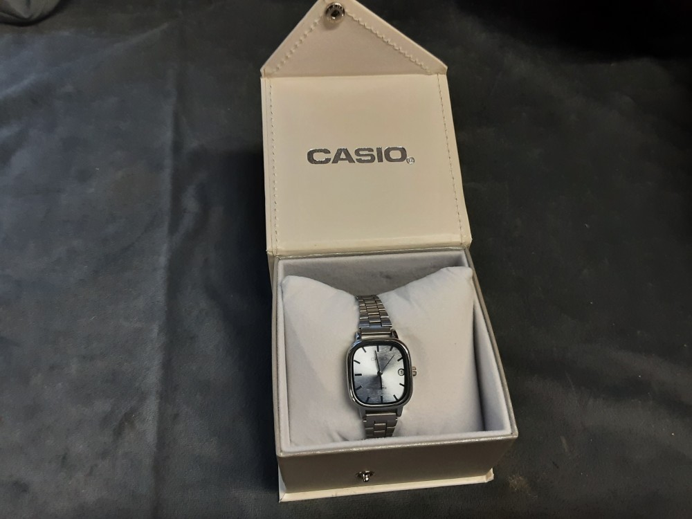 MONTRE CASIO QUARTZ BRACELET QCIER ARGENTÉ