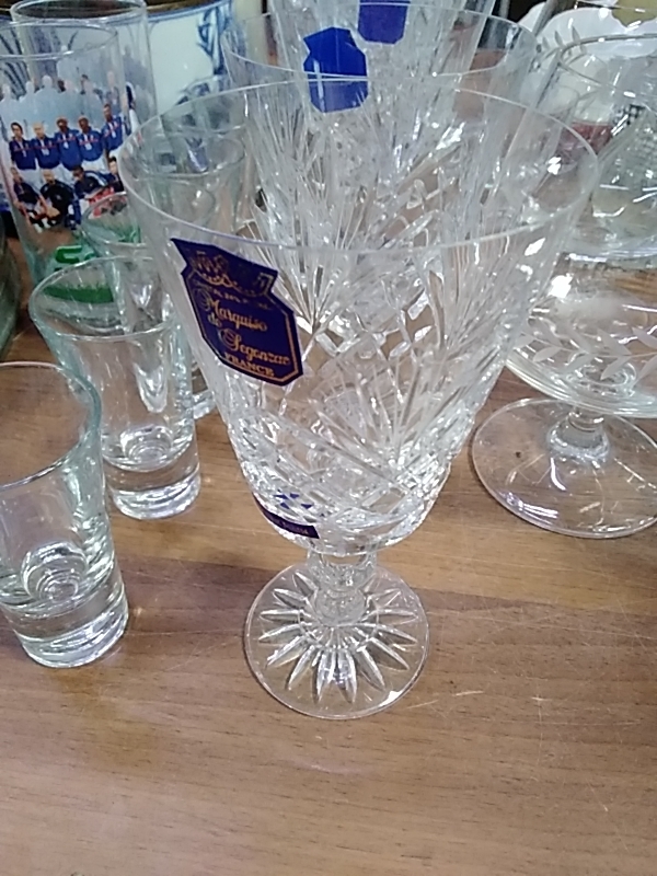 LOT DE 5 VERRES À VIN CRISTAL 