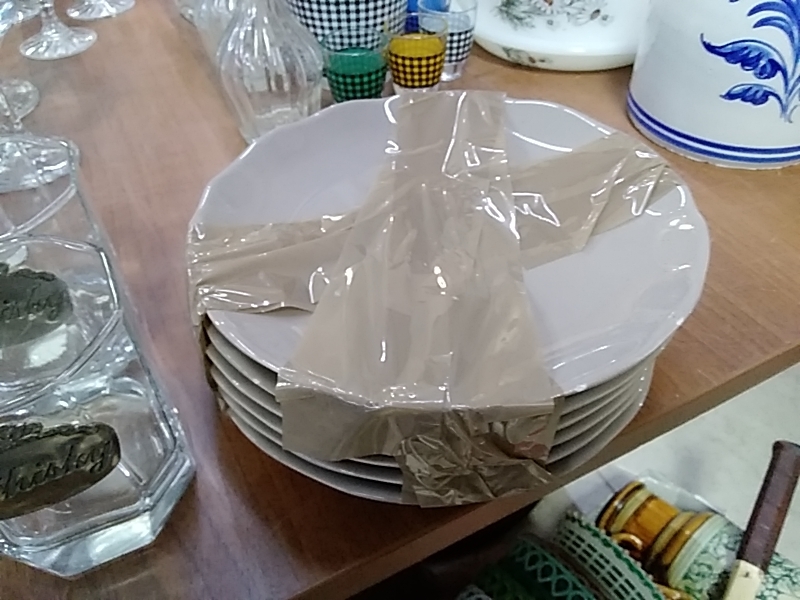 LOT DE 6 ASSIETTES 