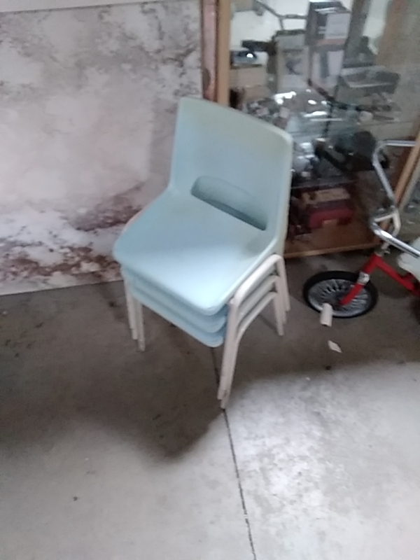 CHAISE ENFANT 