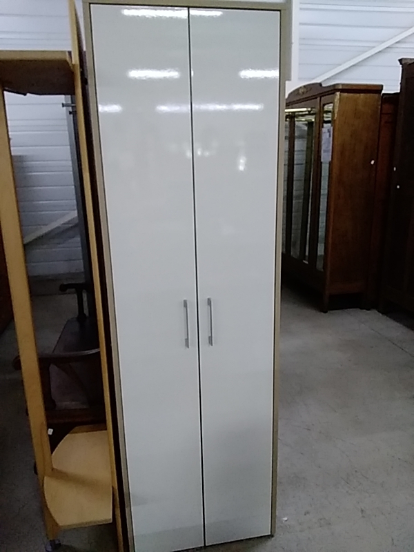 ARMOIRE 2 PORTES LAQUÉE BLANC