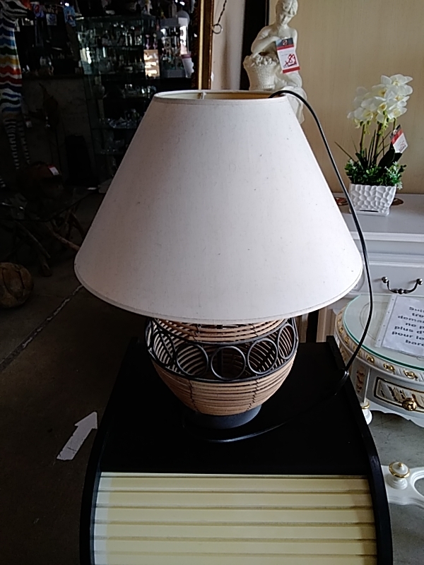 LAMPE À POSER METAL 