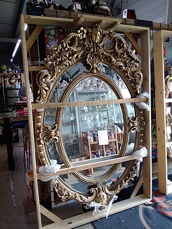 MIROIR BAROQUE GÉANT OVALE 137 X 220 CM DORÉ 