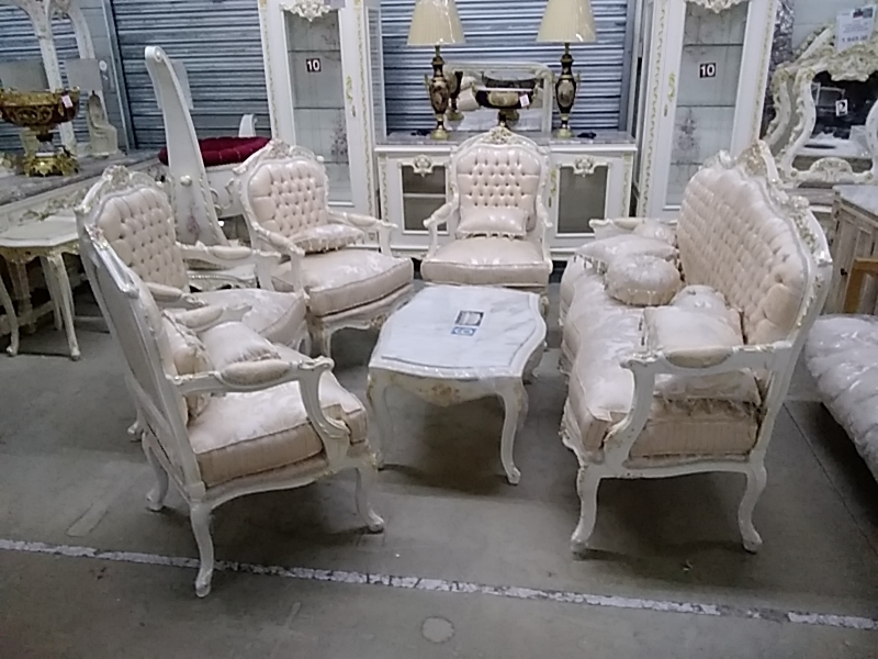 SALON BAROQUE COMPOSÉ DE 4 FAUTEUILS 1 CANAPÉ 1 TABLE 