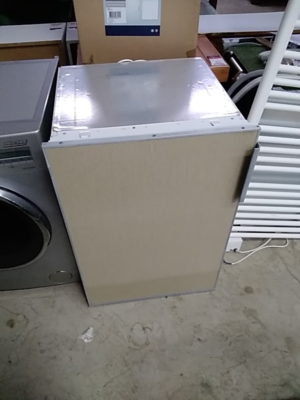 FRIGO À ENCASTRER LIEBHERR  HT 87 CM