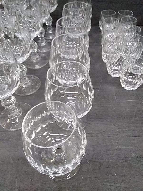LOT DE 6 VERRES À  COGNAC CRISTAL 