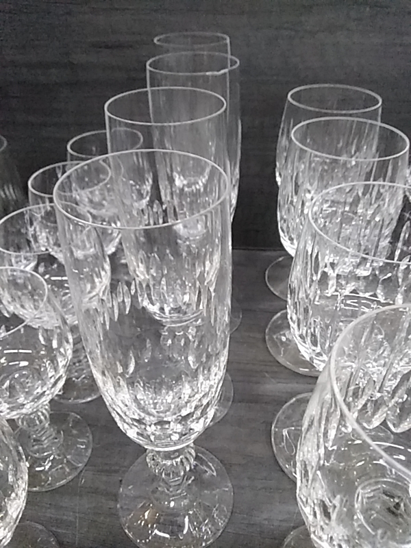 LOT DE 4 FLUTES A CHAMPAGNE CRISTAL 