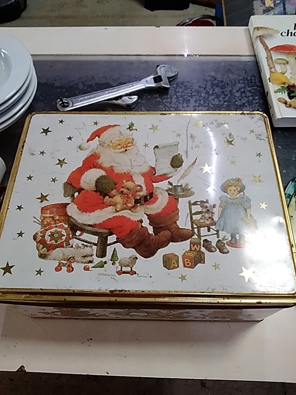 BOITE METAL NOËL 