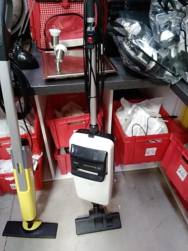 NETTOYEUR VAPEUR AEG