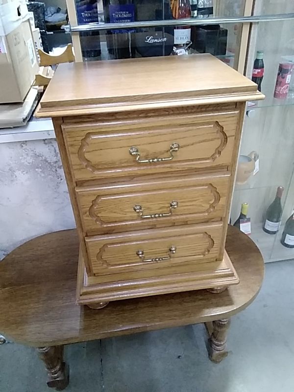 CHEVET CHÊNE 3TIROIRS 