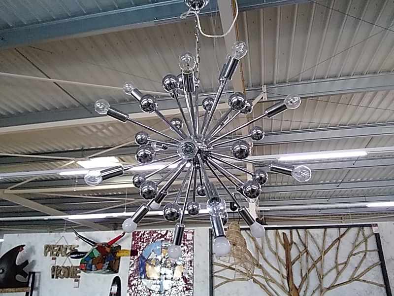 LUSTRE SPOUTNIK CHROMÉ 