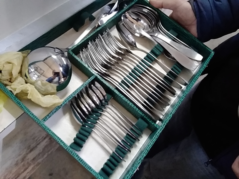 MÉNAGÈRE ARGENTÉ COMPLÈTE 