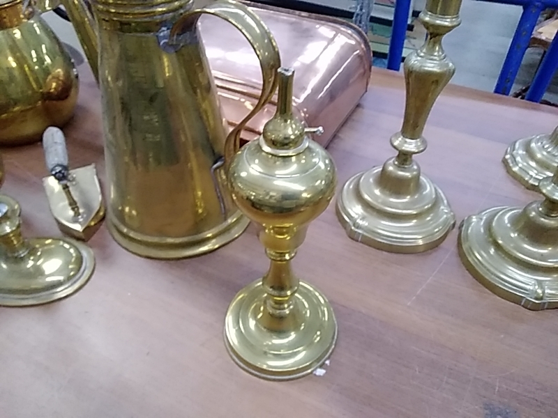 LAMPE À PETROLE LAITON DANS L’ETAT 