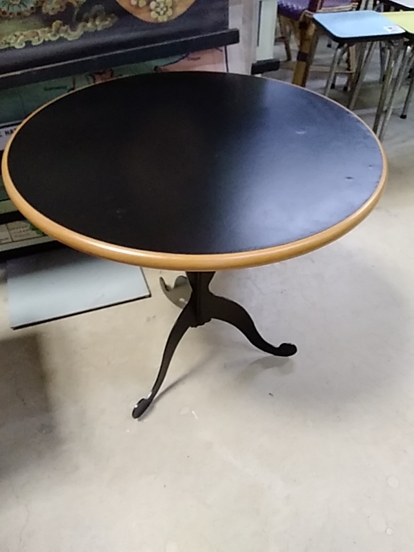 TABLE BASSE 
