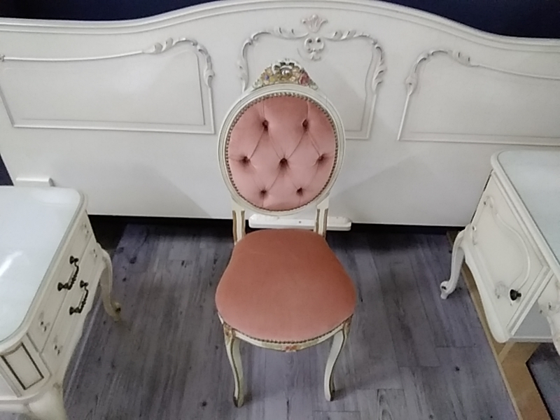 CHAISE PM LOUIS XV TISSUS ROSE 