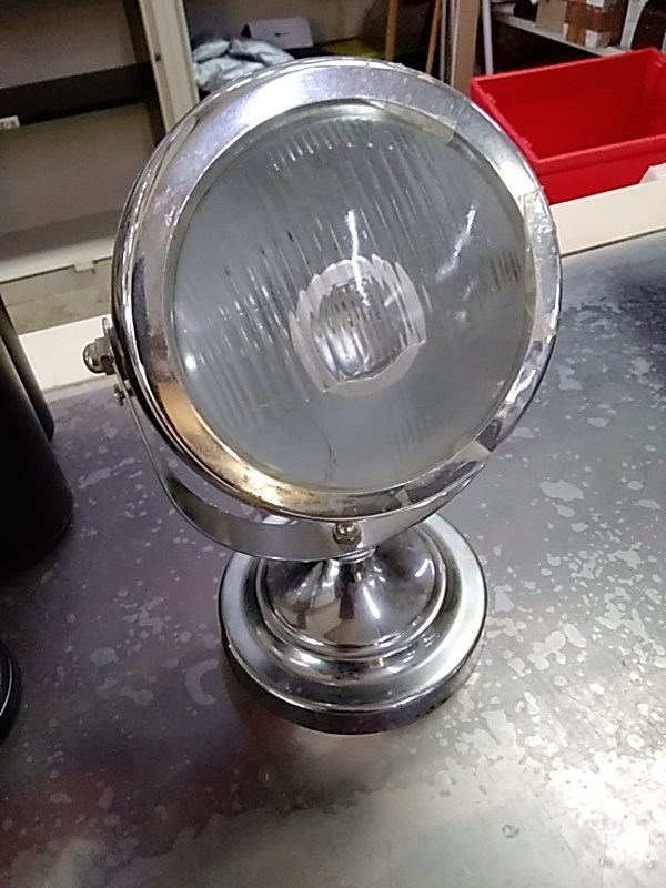 LAMPE FEU DE VOITURE 