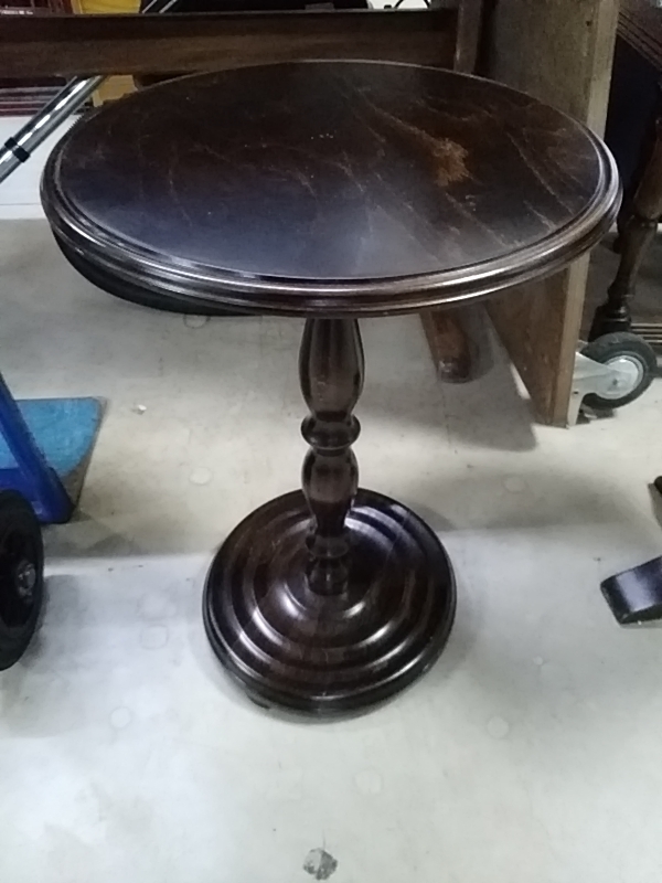 TABLE D’APPOINT 