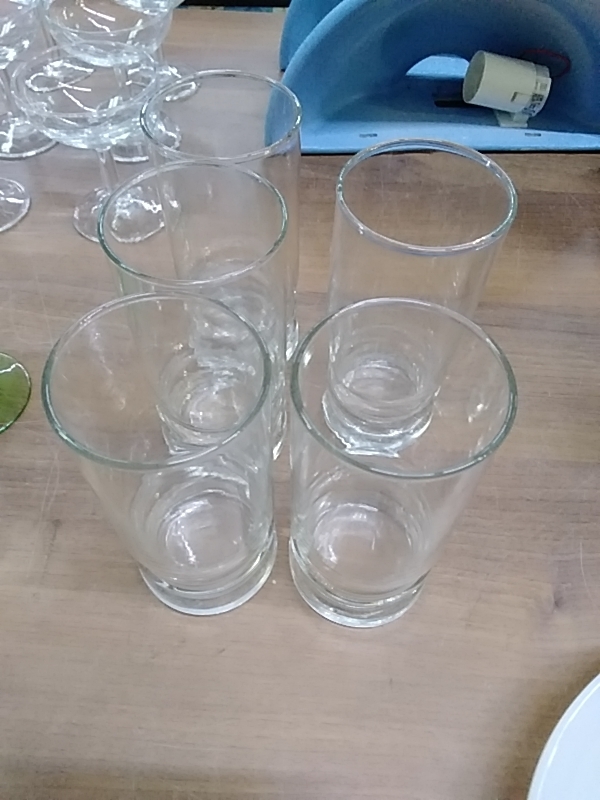 LOT DE 5 VERRES