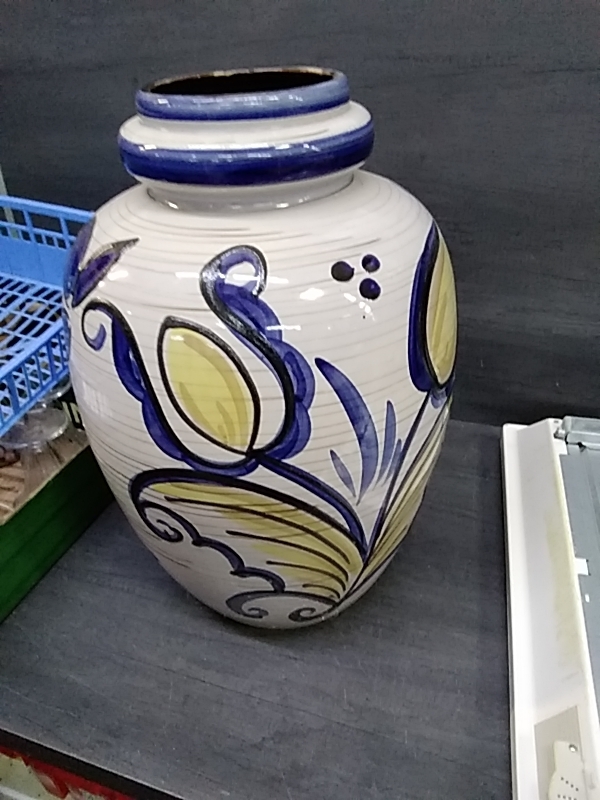 VASE GERMANY 