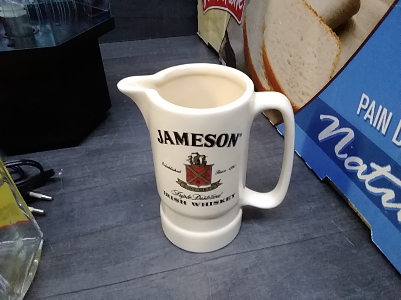 PETITE CRUCHE JAMESON 