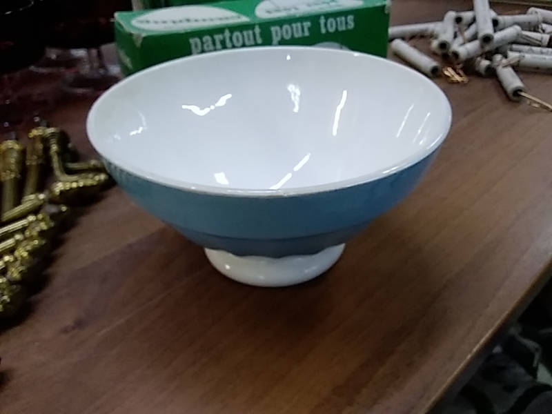 BOL SARREGUEMINES BLEU BLANC ANCIEN 