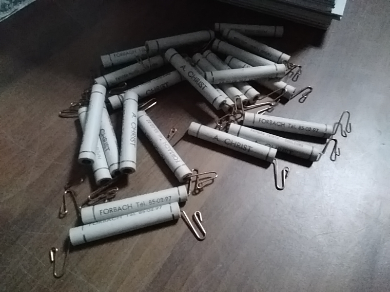 LOT DE SUPPORTS POUR PAPIER WC