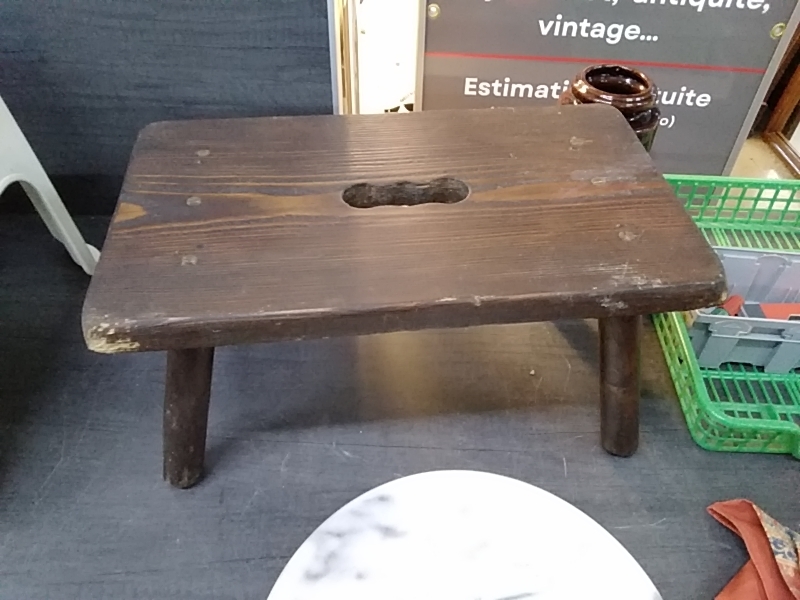 TABOURET BOIS